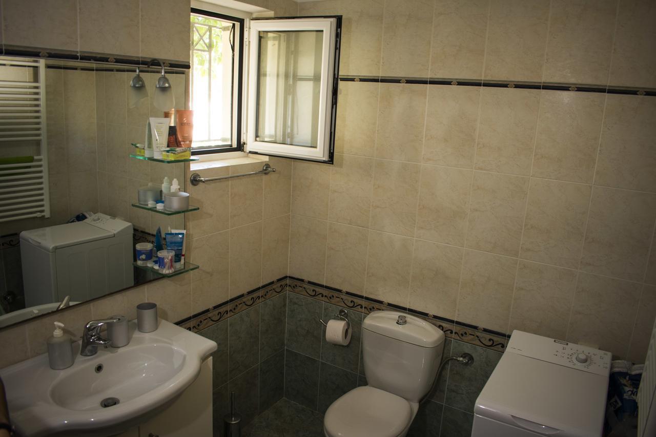 Palaiá Fókaia Anavyssos Garden Houseゲストハウス エクステリア 写真