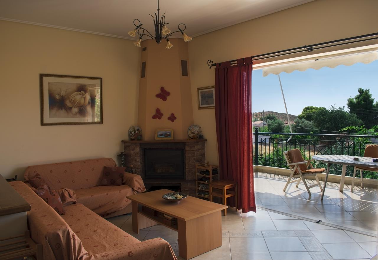 Palaiá Fókaia Anavyssos Garden Houseゲストハウス エクステリア 写真