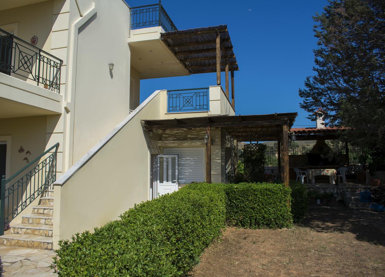 Palaiá Fókaia Anavyssos Garden Houseゲストハウス エクステリア 写真